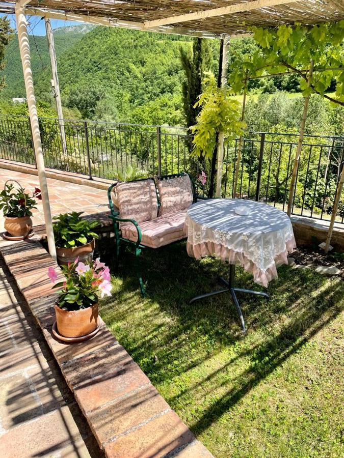 B&B Il Poggetto Serra SantʼAbbondio Zewnętrze zdjęcie